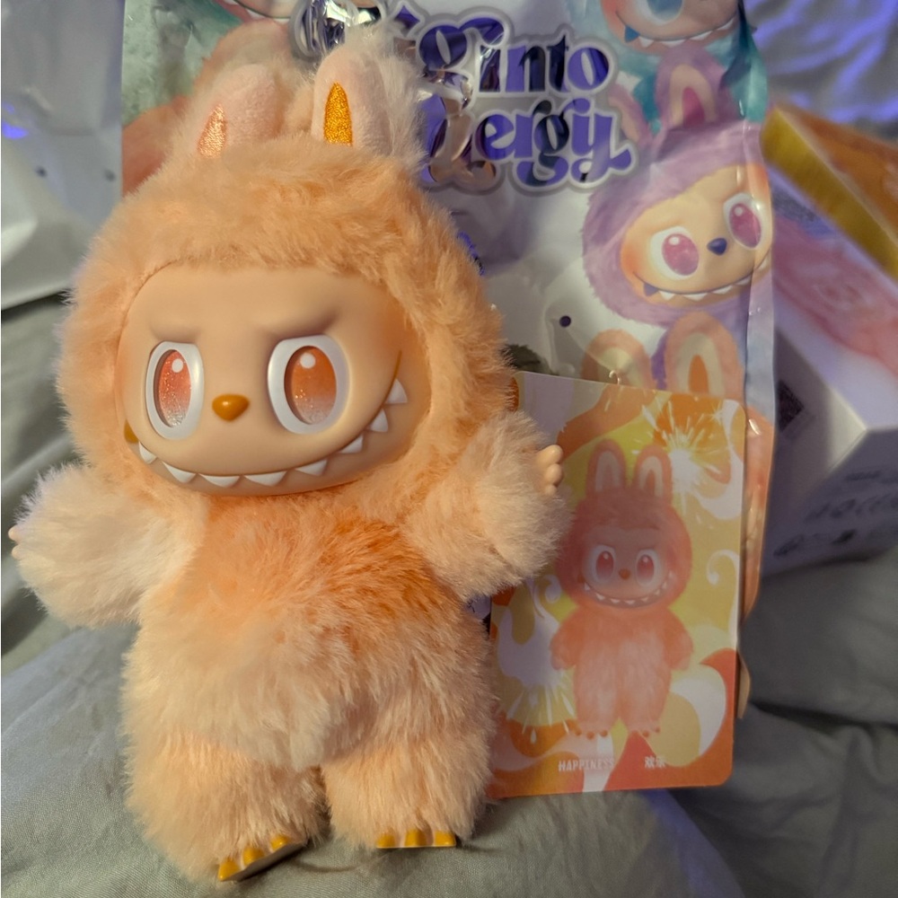 Labubu Big into Energy